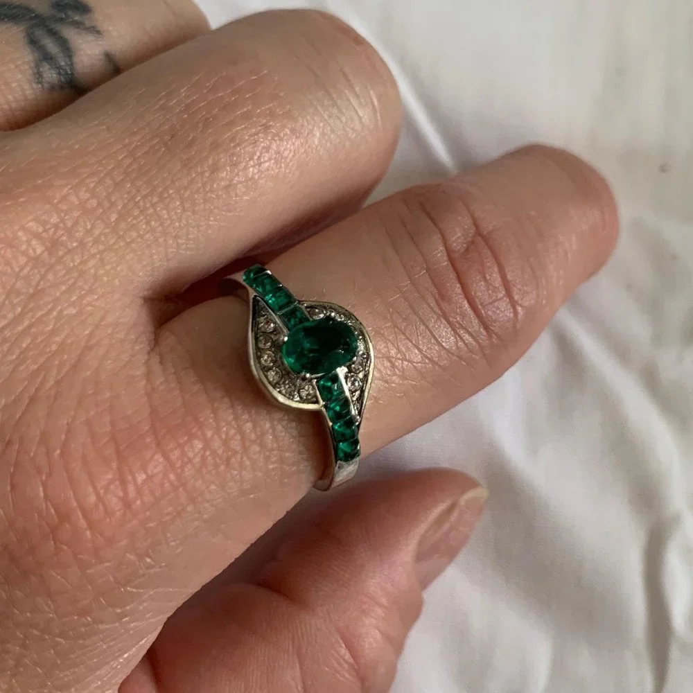 Silver 925 Green and Clear Crystals Ring